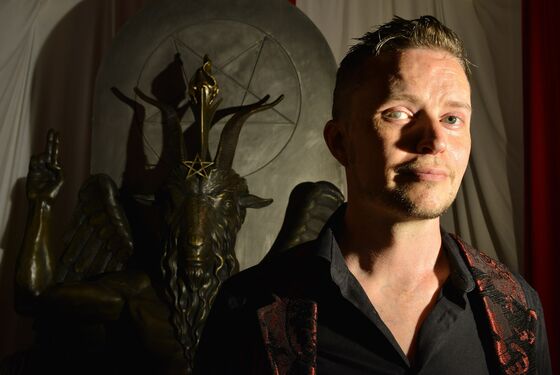 Satanists Go to Court Seeking Right to Pray at City Meetings