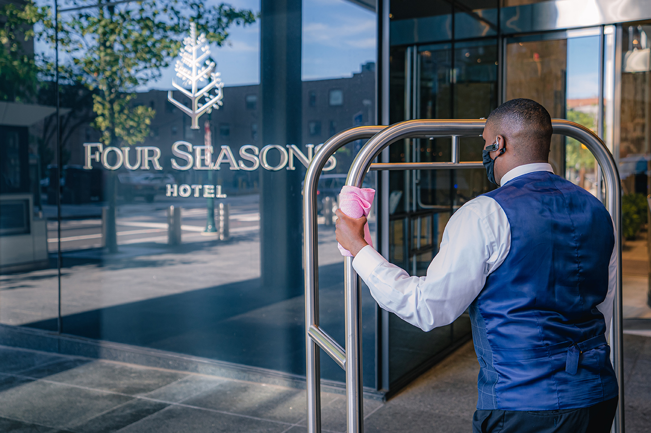 Four Seasons President Thinks They Re Halfway Through Covid 19 Storm