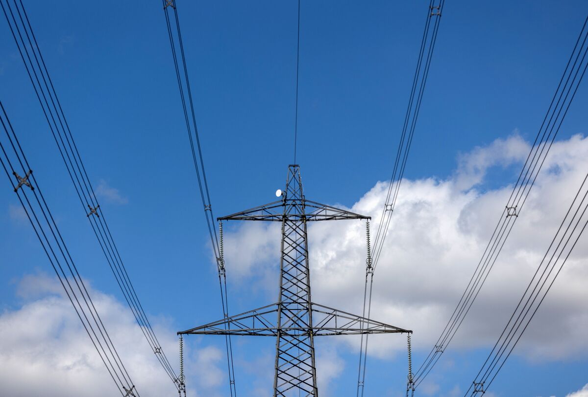 bloomberg.com - Ellen Milligan - UK to Cut Business Energy Bills in Pre-Budget Charm Offensive