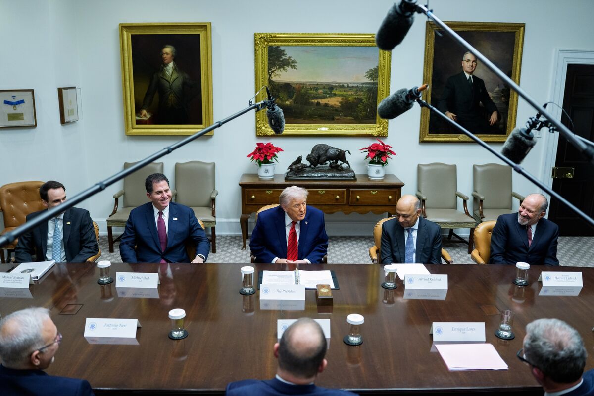 IBM Shares Surge as Old Clip of Trump Praise Recirculates Online