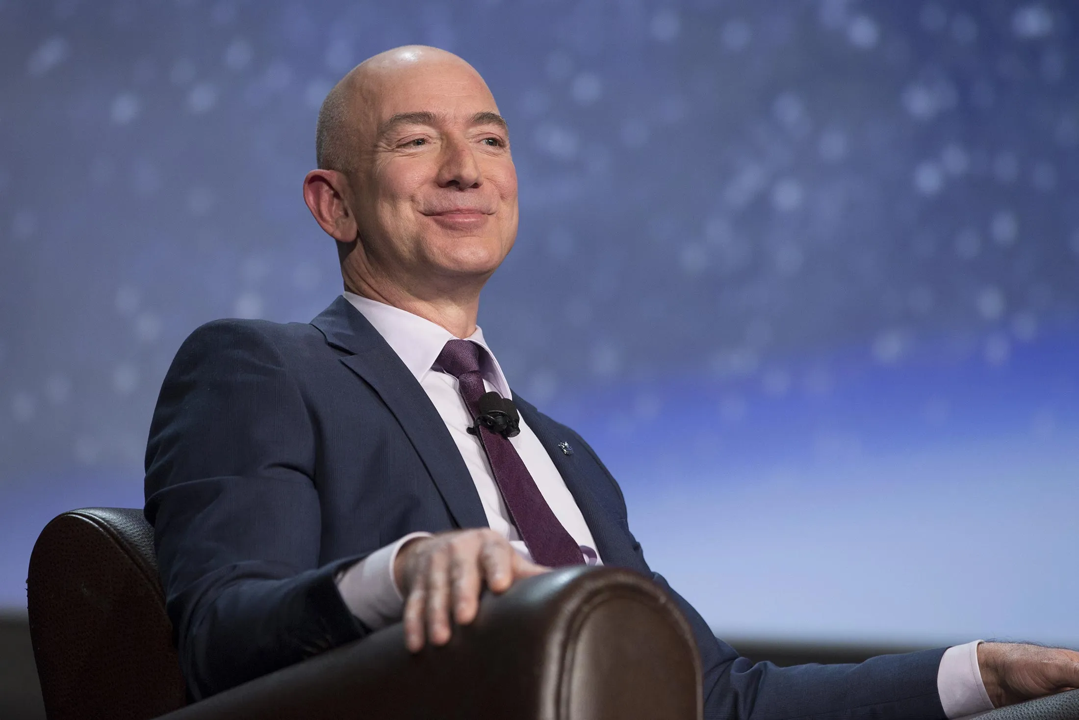 Bezos Adds $2.6 Billion in Three Days - Bloomberg
