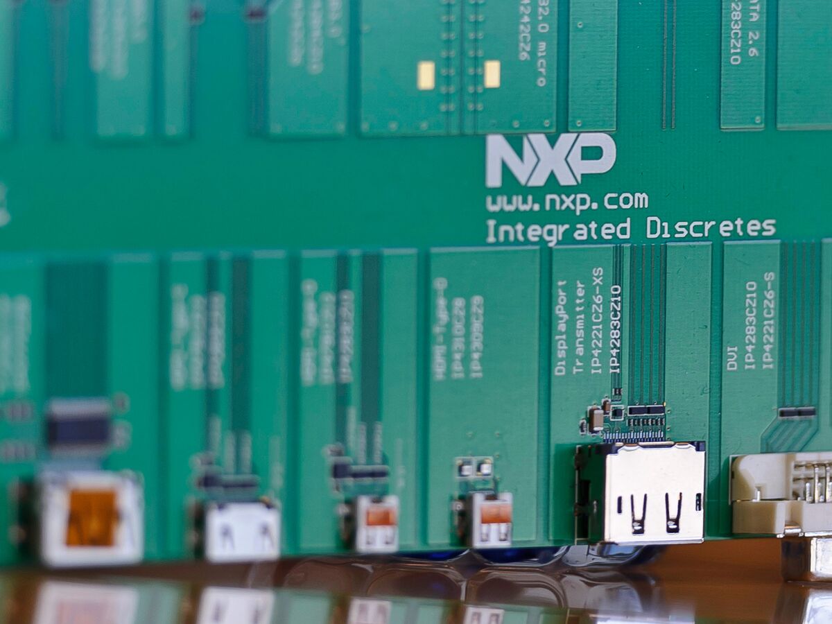 NXP Semiconductors To Acquire Freescale For $11.8 Billion - Bloomberg