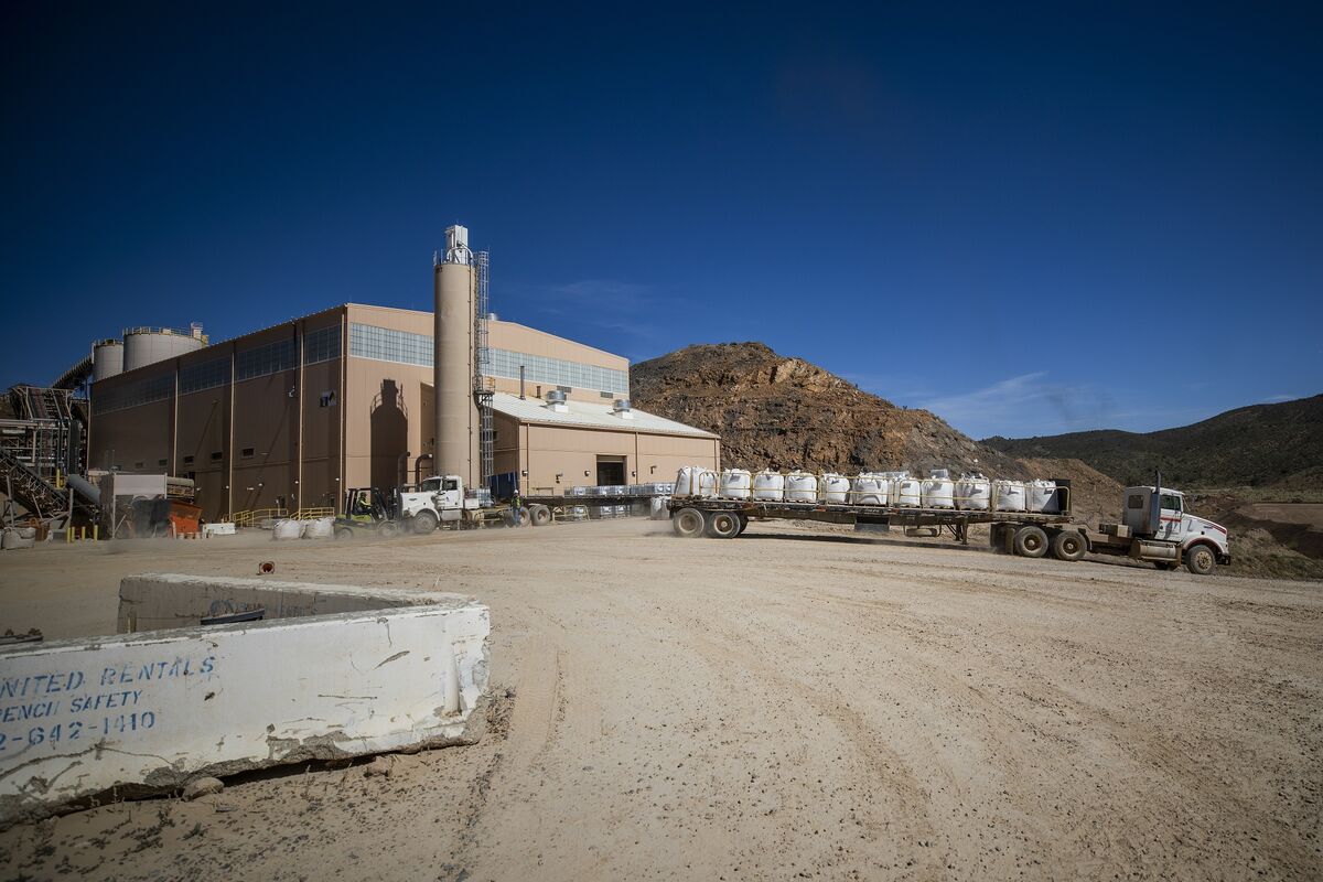 ‘Project Vault’ Wins Some Metals Industry Support as Stocks Gain