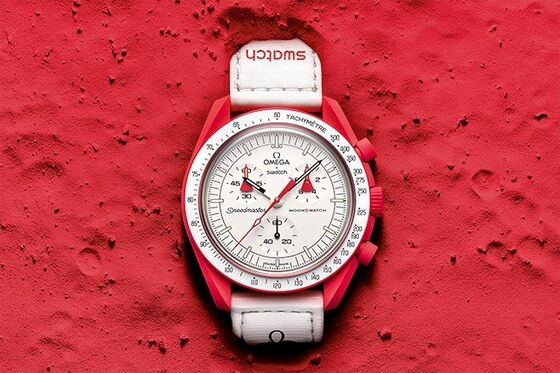 Budget Omega Watch Lures Mobs of Shoppers, Buoys Swatch Stock