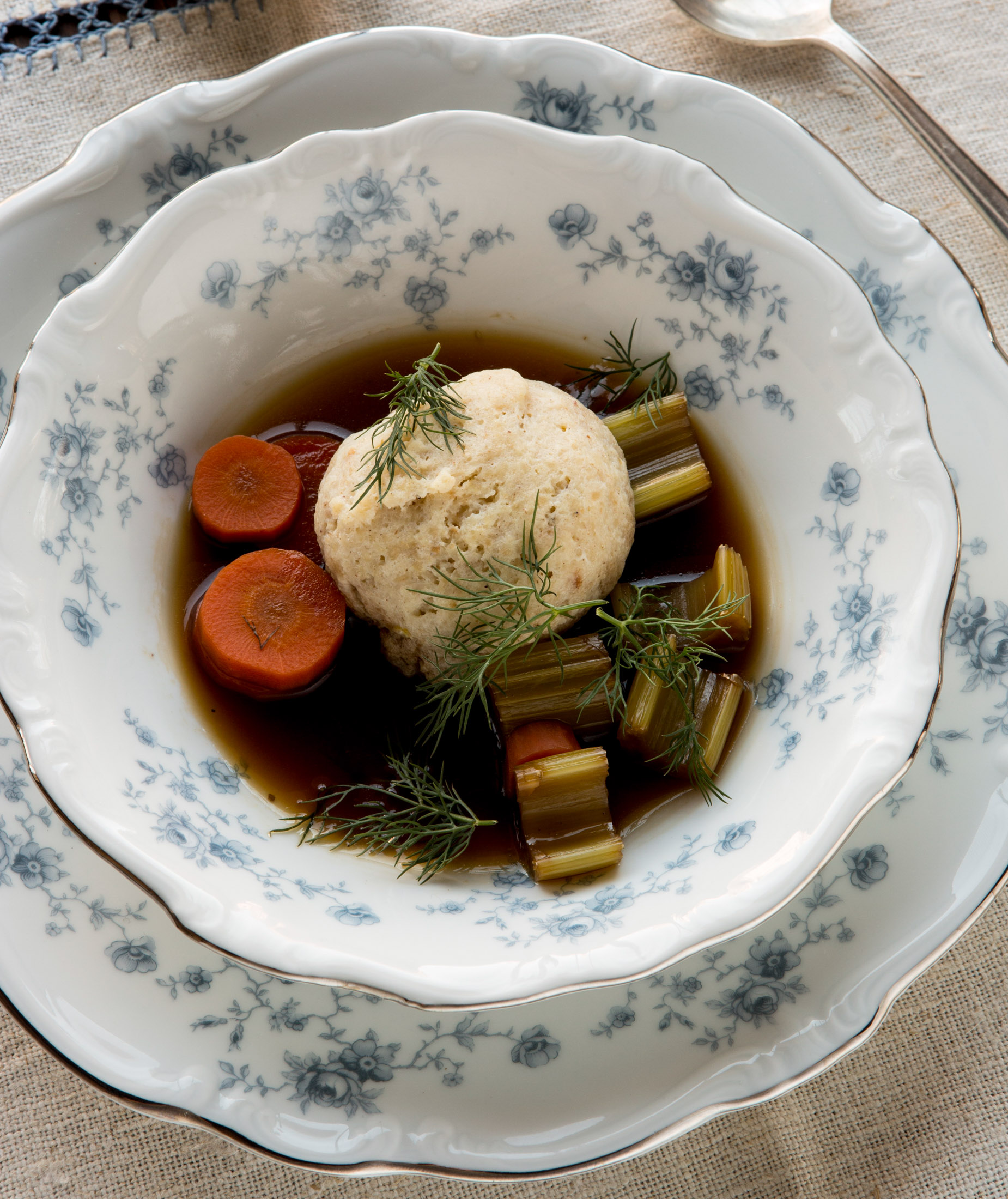 Michael Solomonov Matzo Ball Soup Recipe for Passover: Black Garlic,  Cinnamon - Bloomberg