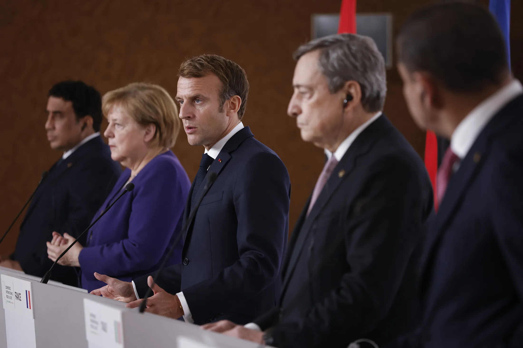 Emmanuel&nbsp;Macron speaks with world leaders on the Libyan situation during&nbsp;a conference&nbsp;in Paris Friday, Nov. 12, 2021.&nbsp;