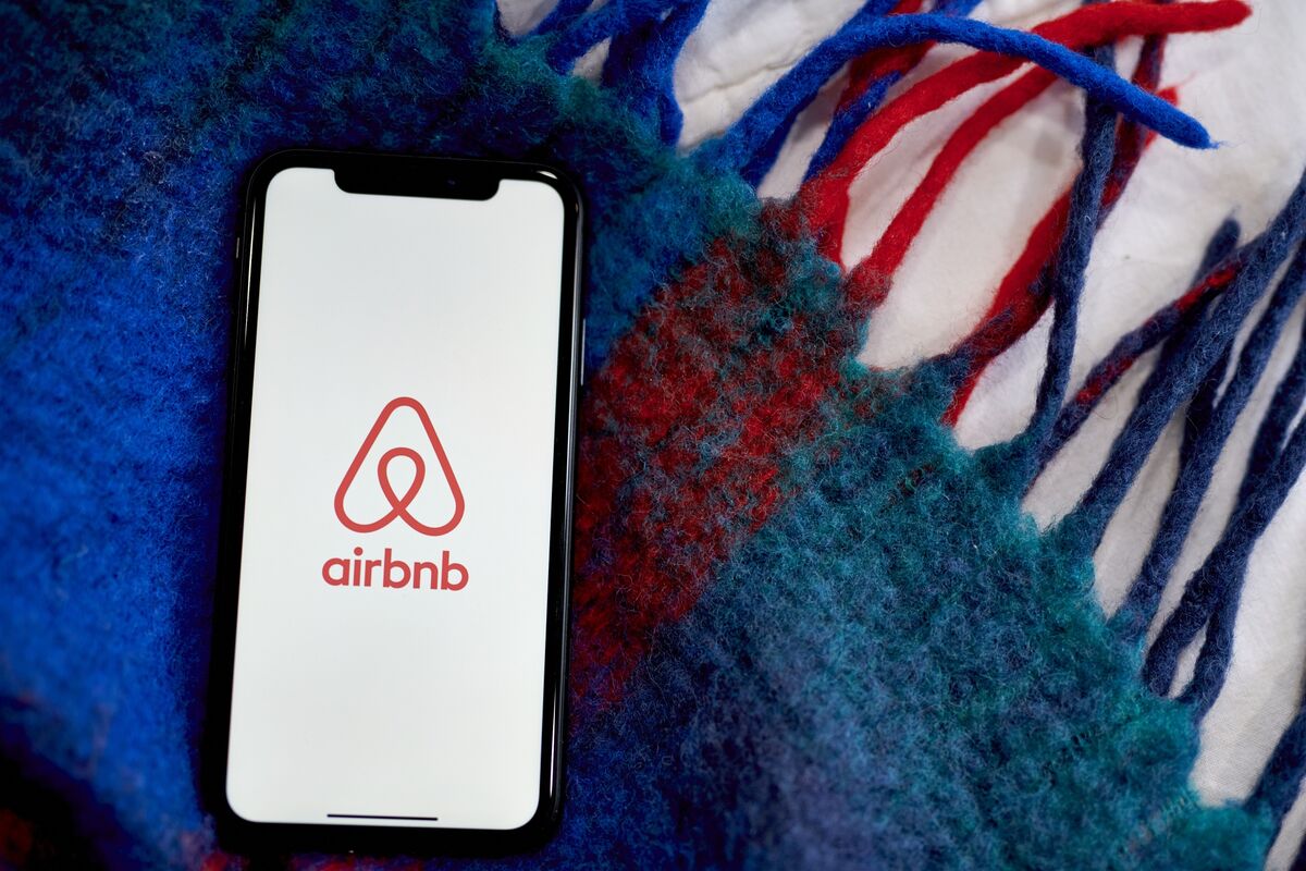 Airbnb Hires Uber Veteran Fuldner as Global Head of Operations