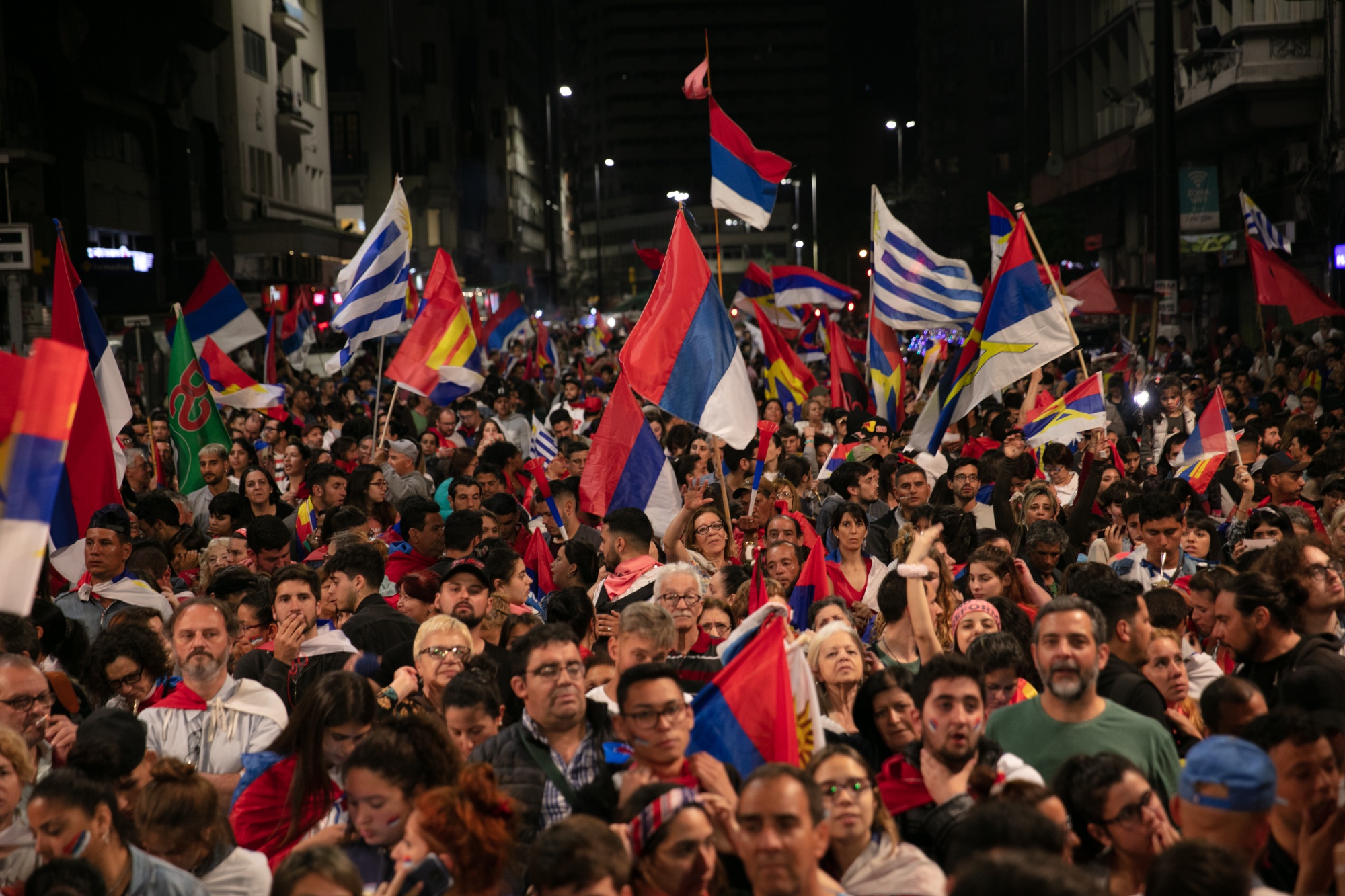 Uruguay’s Presidential Election Headed To November Runoff - Bloomberg