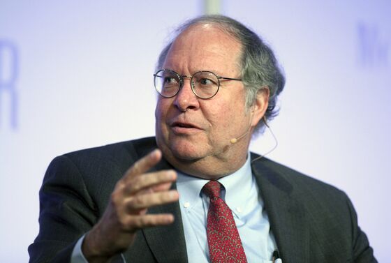 Bill Miller's Hedge Fund Surges 46% Riding Amazon, Bitcoin Wave