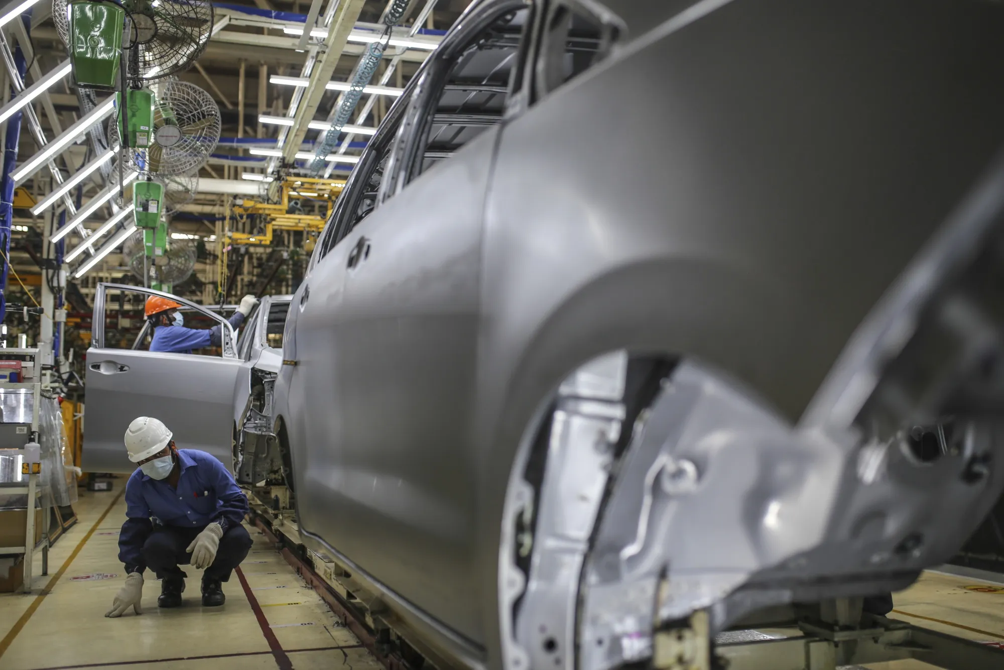 Manufacturing at a Toyota Kirloskar Motor's Factory as Automaker Halts India Expansion Due to Taxes