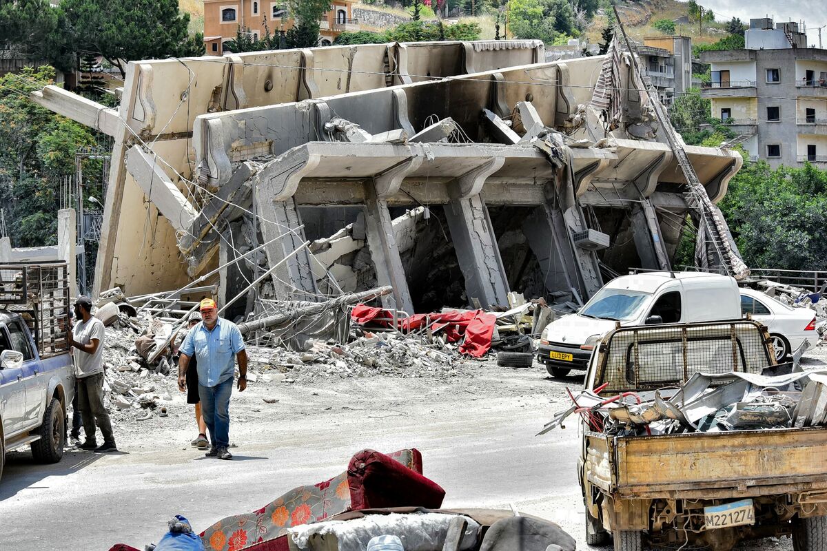 Lebanon’s 400% Bond Rally Fades as War Wrecks Debt Recovery Math