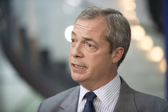 Farage-Linked Brexit Pollster Faces Scrutiny Over Operations