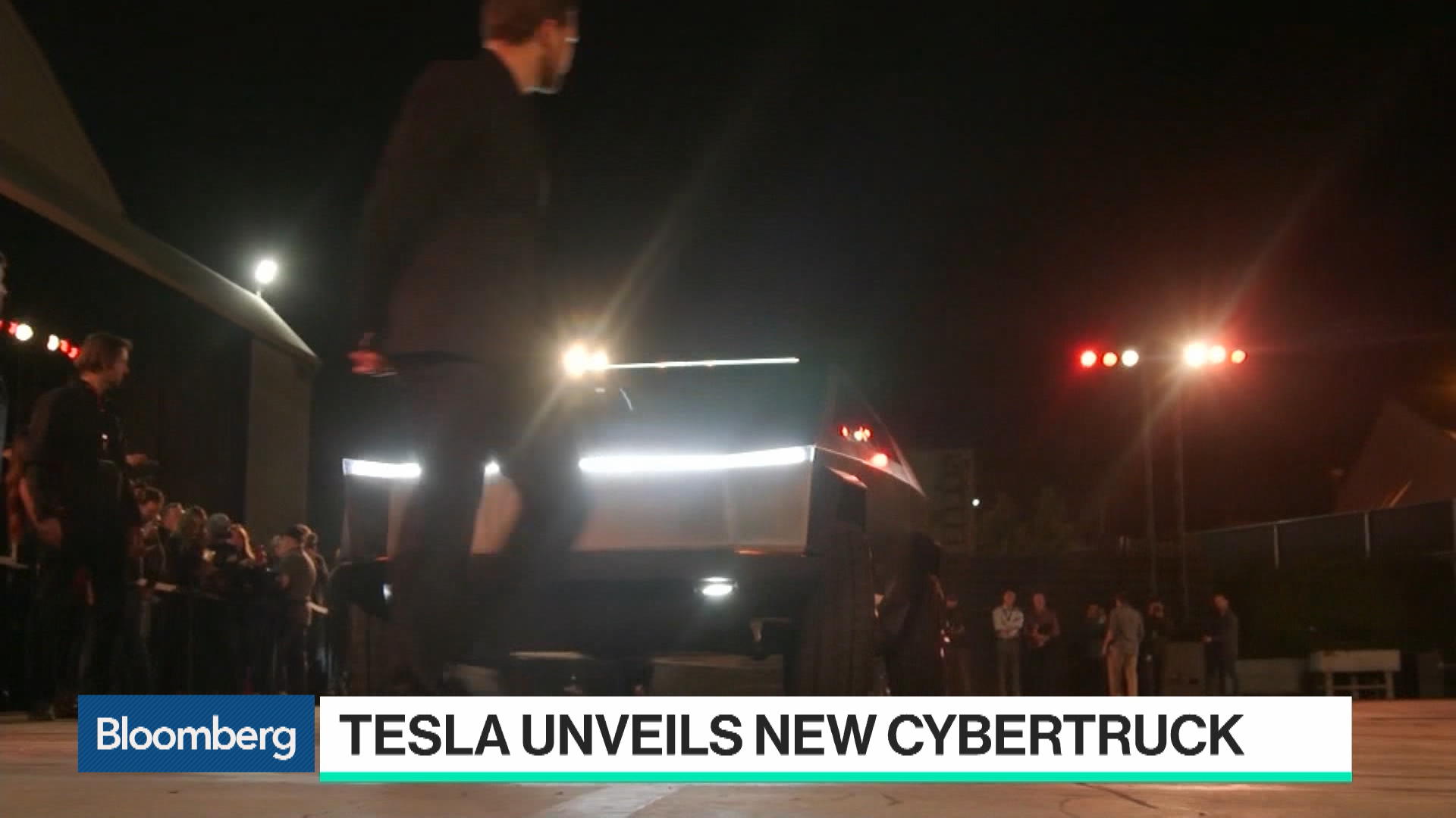 What Went Wrong With Teslas Cybertruck Launch