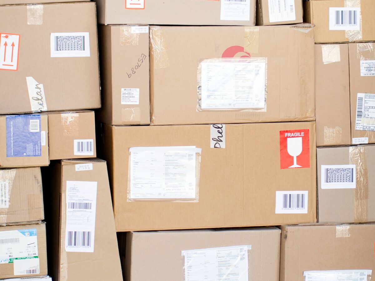 Saudi and Allies Restore Postal Service to Qatar Amid Rift Bloomberg