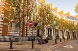 Americans Cash In Strong Dollars for Cheaper Luxury London Homes