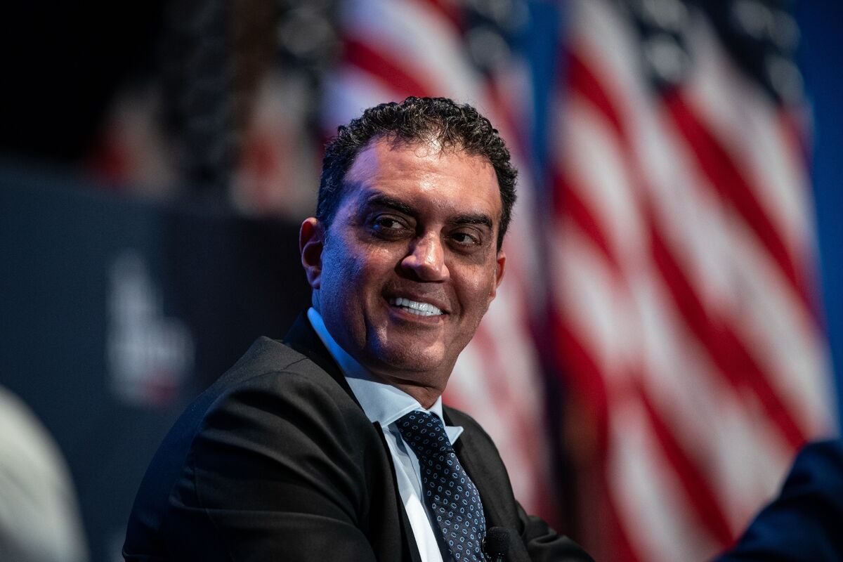 bloomberg.com - Rebecca Torrence - Pentagon Turns to Ex-Uber Executive in Anthropic Feud Over AI