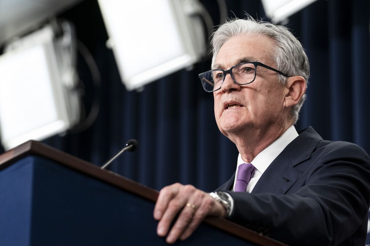 Fed’s Powell Urged to Speak Out on Surging US Debt