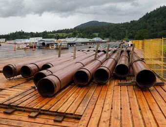 relates to Trans Mountain Pipeline Expansion Starts Commercial Operations