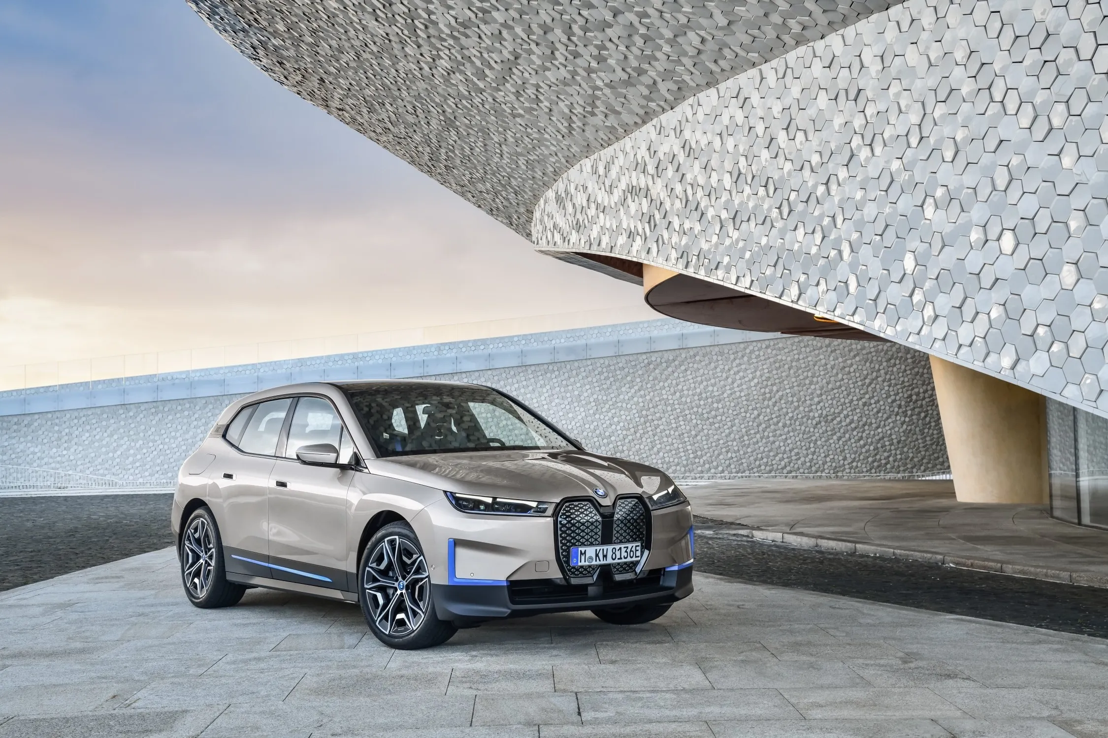 The BMW iX