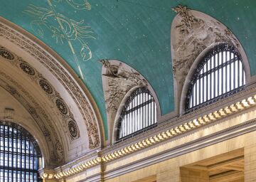 The Untold Secrets Of Grand Central Terminal Bloomberg