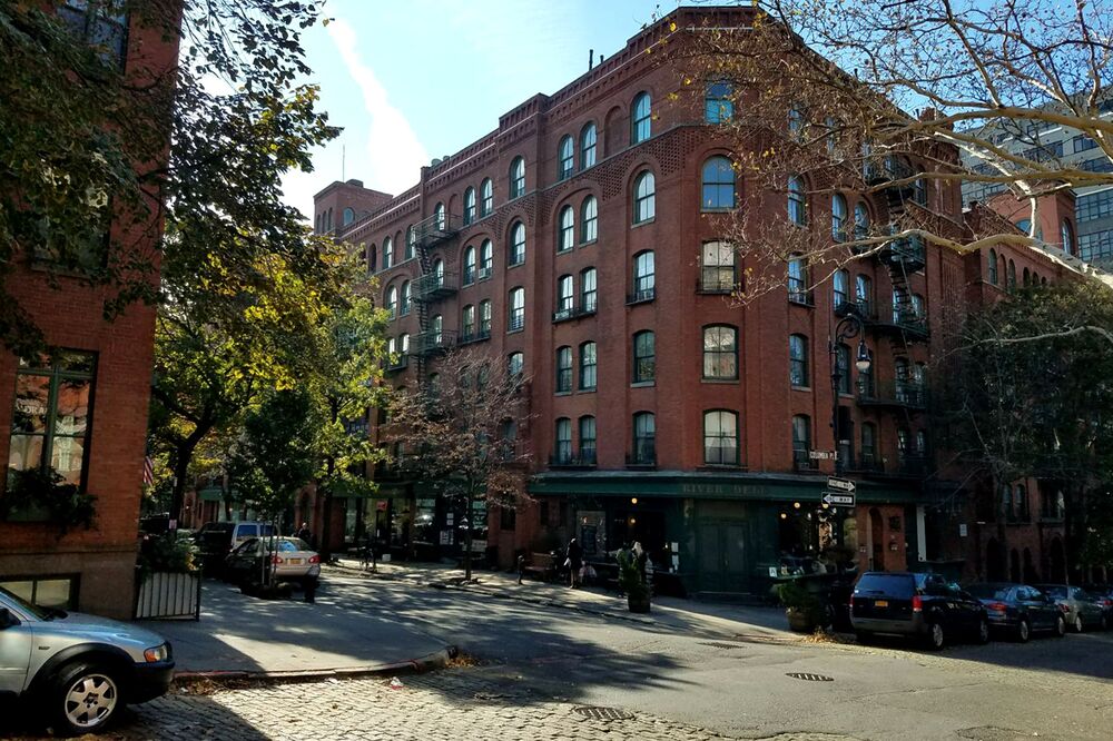 Nyc Landlord Becomes A Billionaire Thanks To Gentrification - 