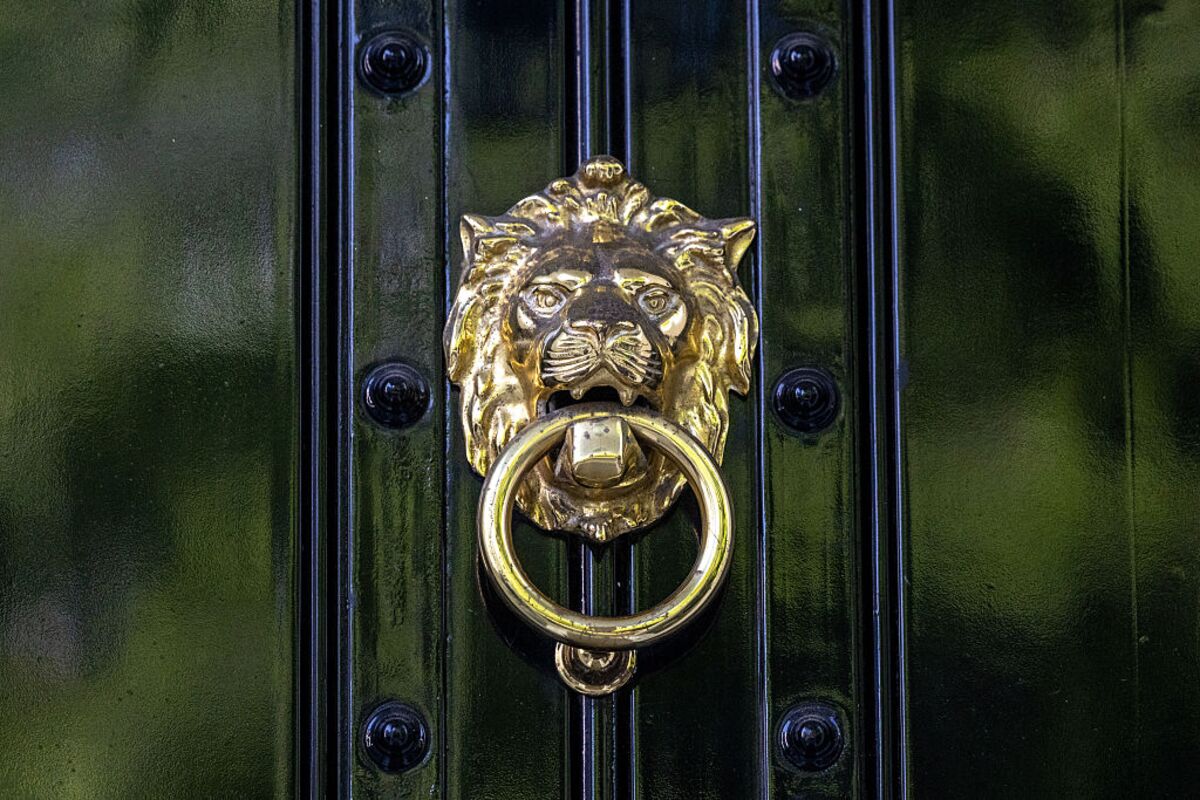 🟪"Il Rumore della Controversia: Il Destino del Regime 'Non-Dom' è Già Scritto?"