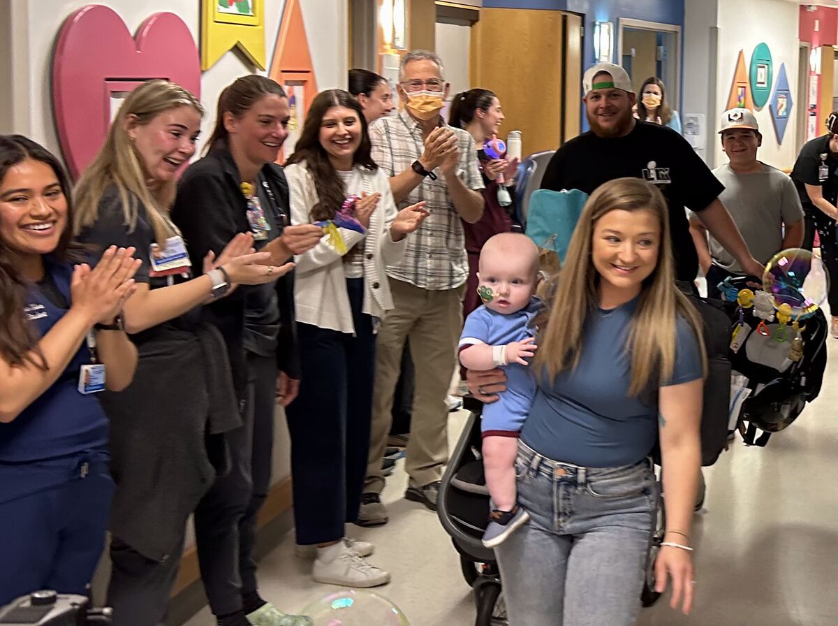 assets.bwbx.io image