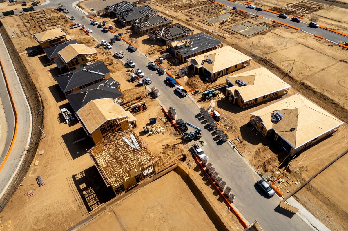 US Housing Starts Rise in Sign Home Construction Is Stabilizing - Bloomberg