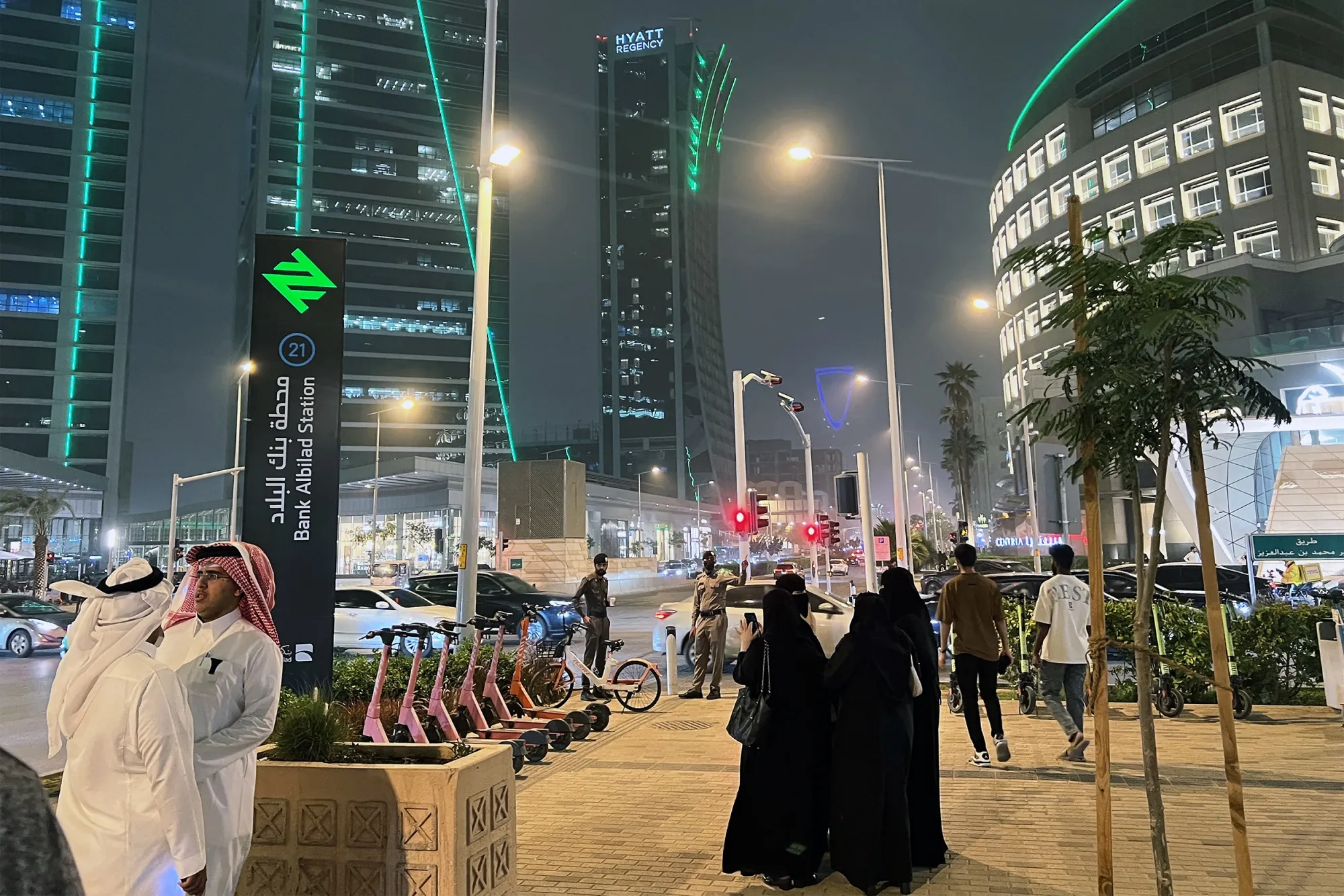 3 تريليونات دولار على المحك.. خلاف الرياض وأبوظبي يربك عمالقة المال 32 نون بوست