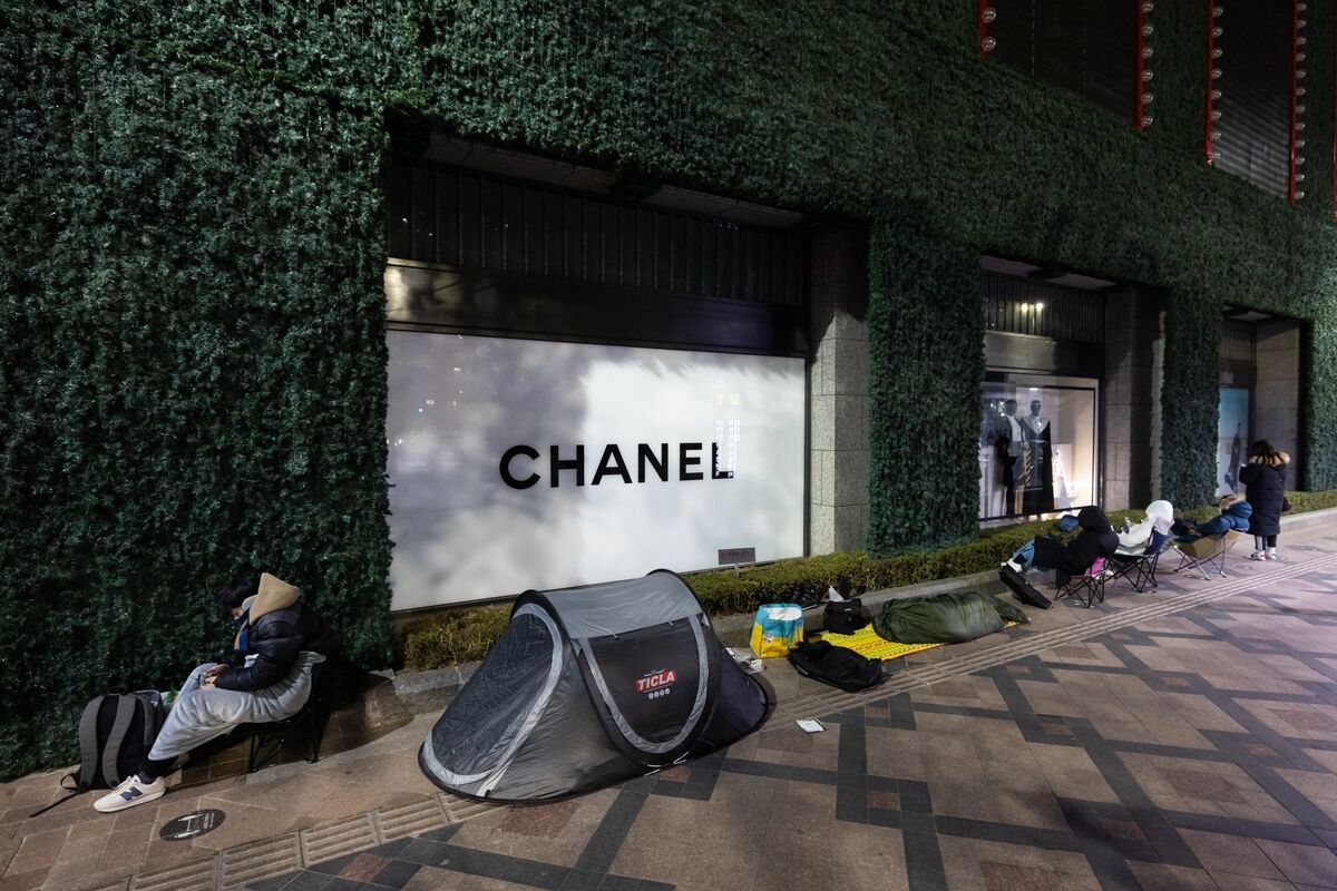 Chanel sets '1 bag per person per year' rule in Korea - The Korea Times