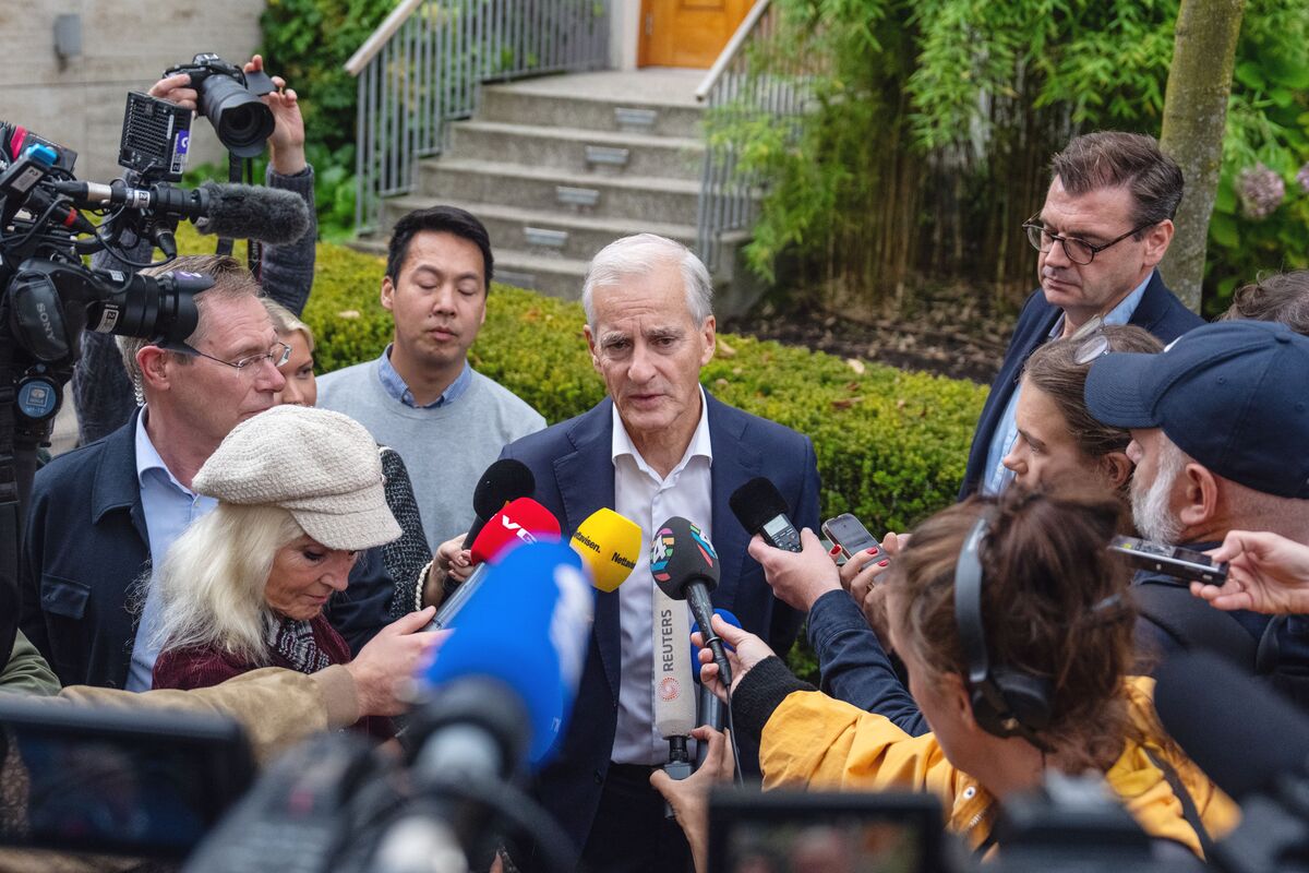 Norway’s Premier Holds Fast to Fossil Fuels as Greens Add Seats