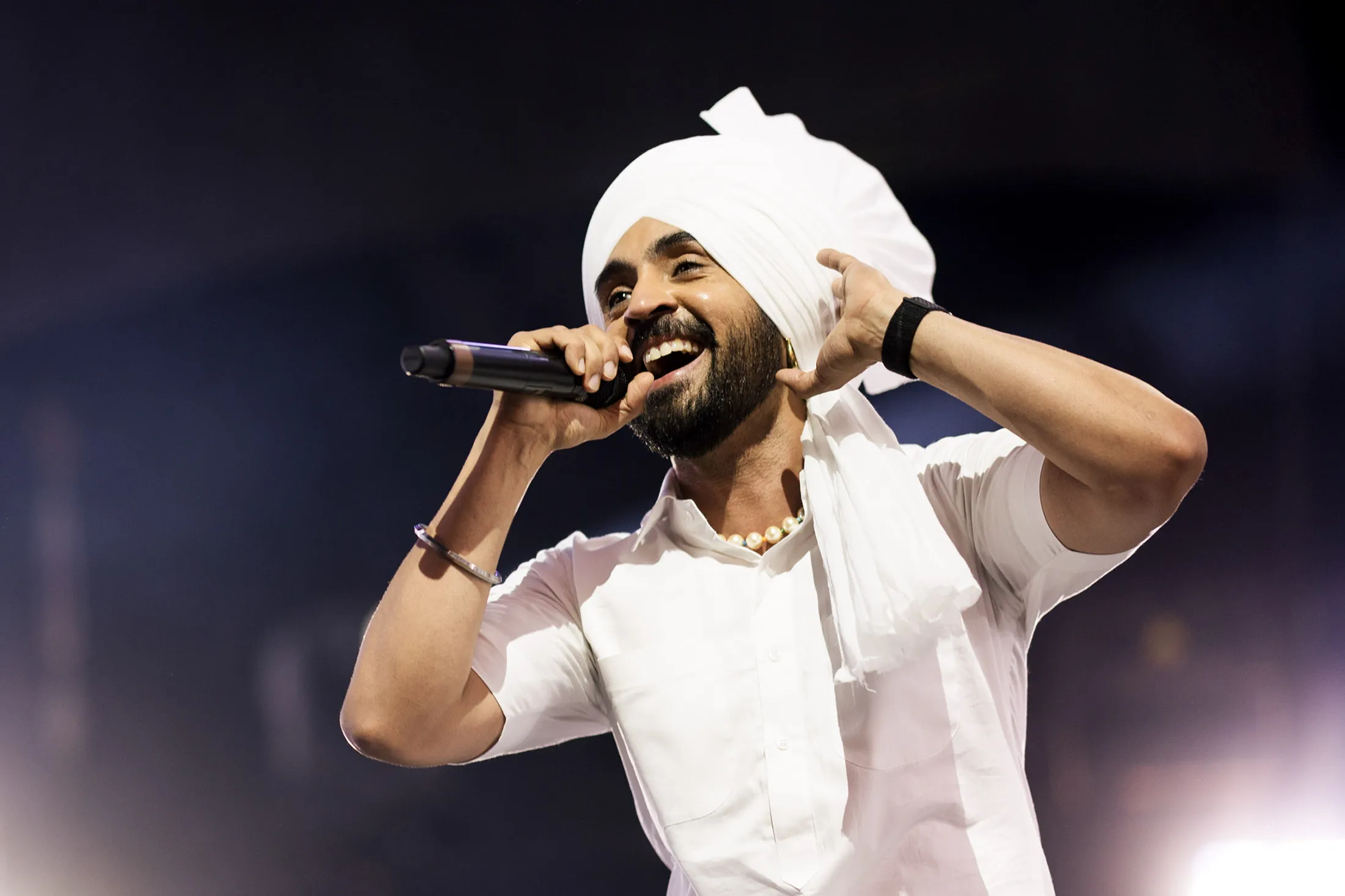 Diljit Dosanjh Breaks the Bollywood Mold and Shakes Up India's Music Scene  - Bloomberg