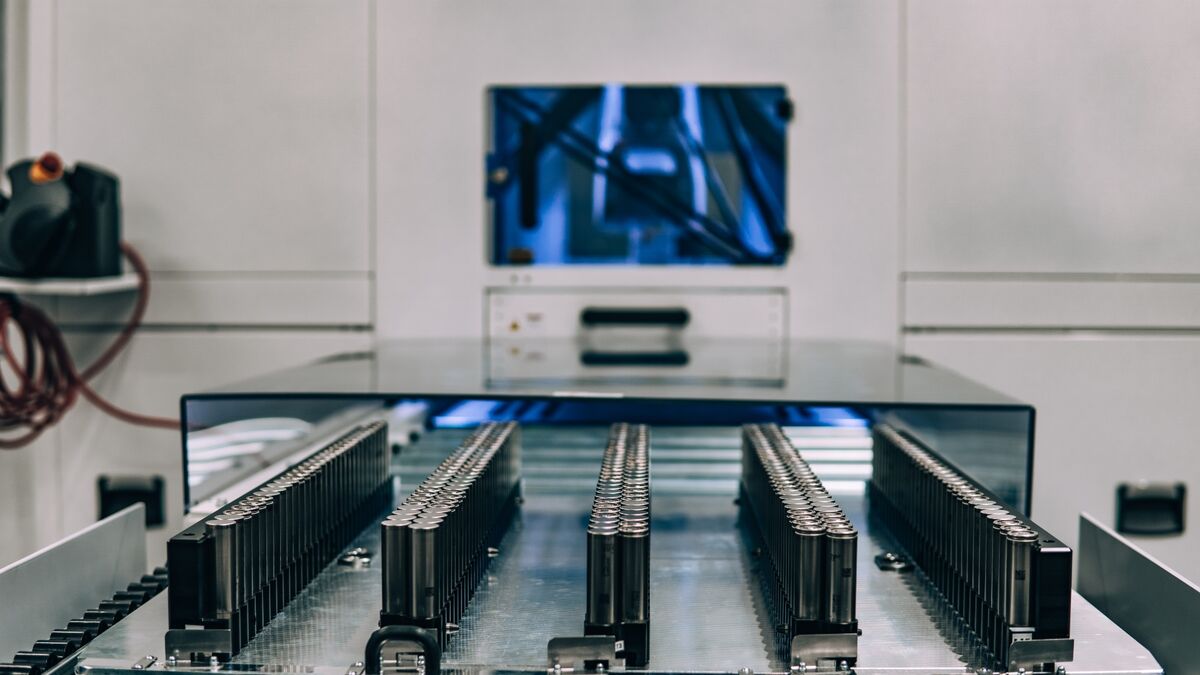 Northvolt Invests 200 Million to Expand Energy Storage Business Bloomberg