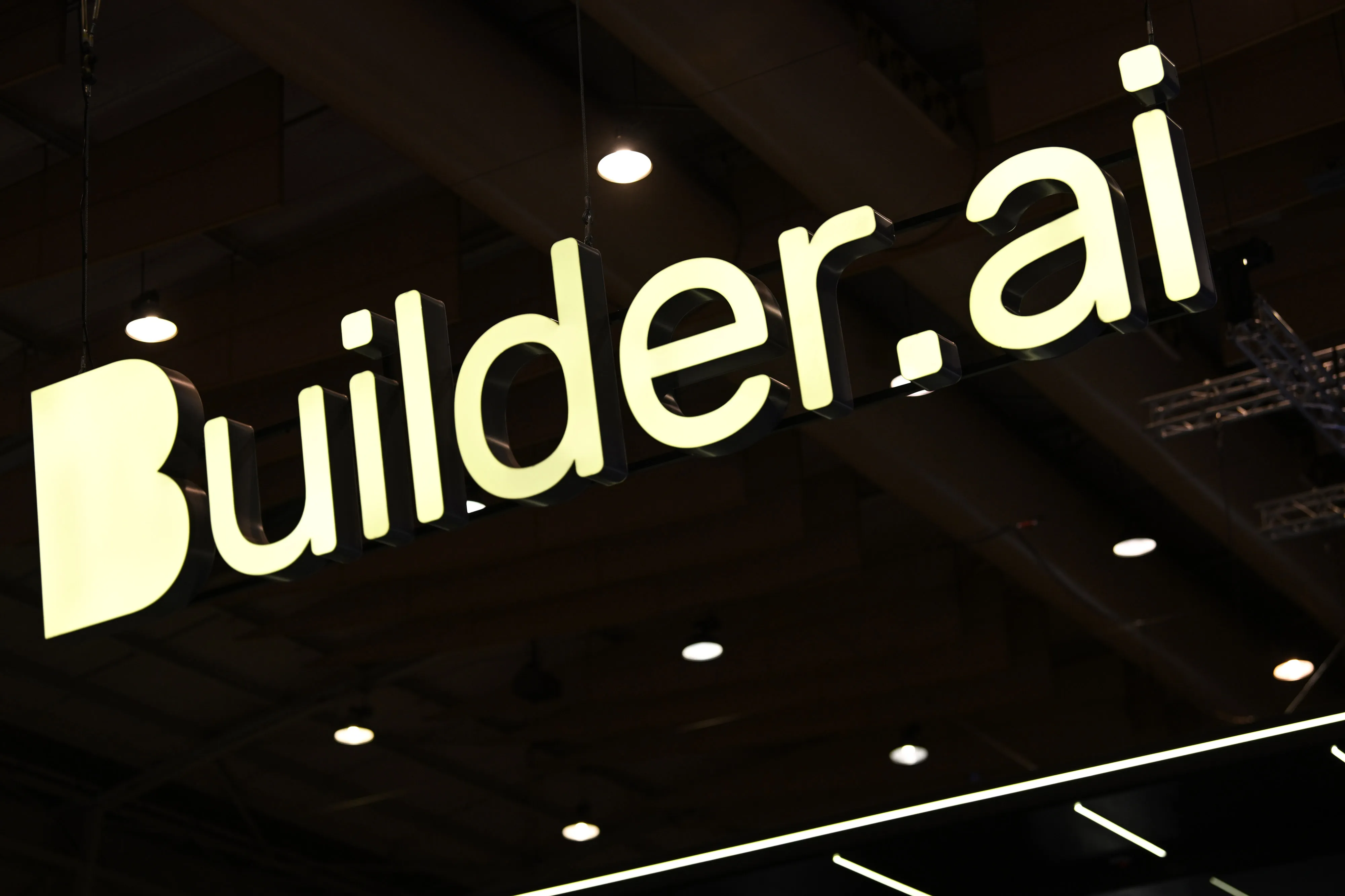 Logo de Builder.ai