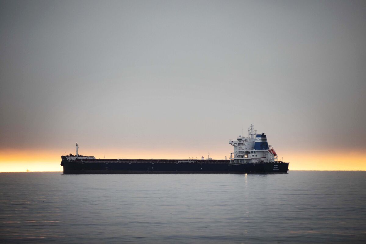 Saudi-Backed Oil Exchange Sees First Trade on OTC Platform