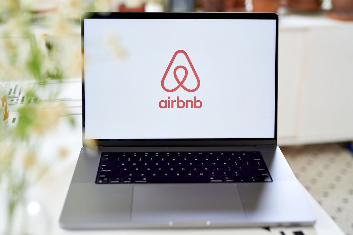 Airbnb Chief Information Officer Departs After CTO’s Exit
