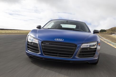 2014 Audi R8 V-10 Plus