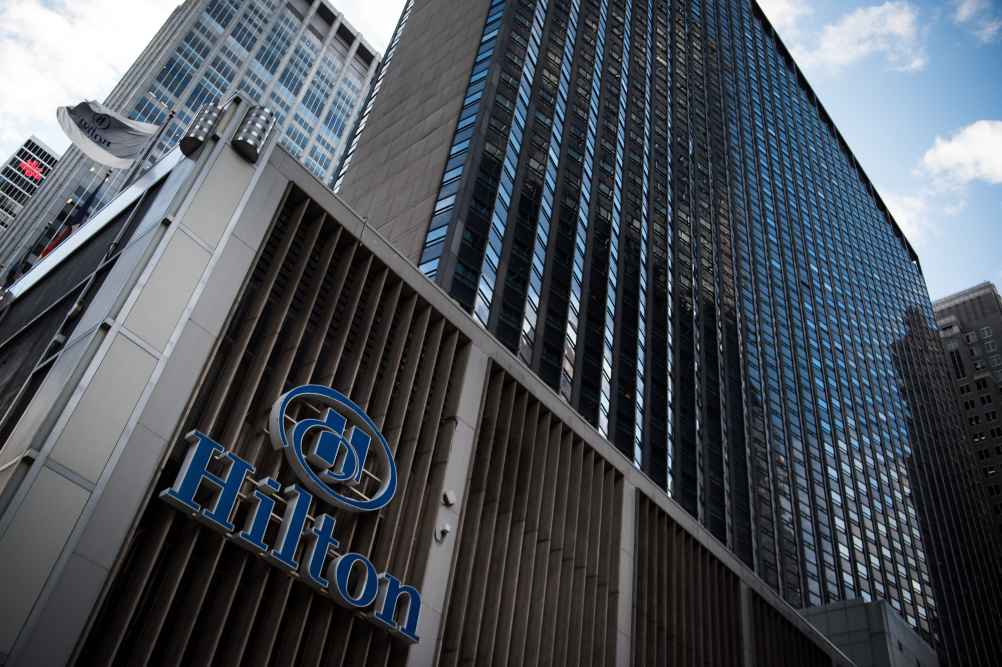 New York Hilton Set to Reopen in Milestone for Battered Industry ...