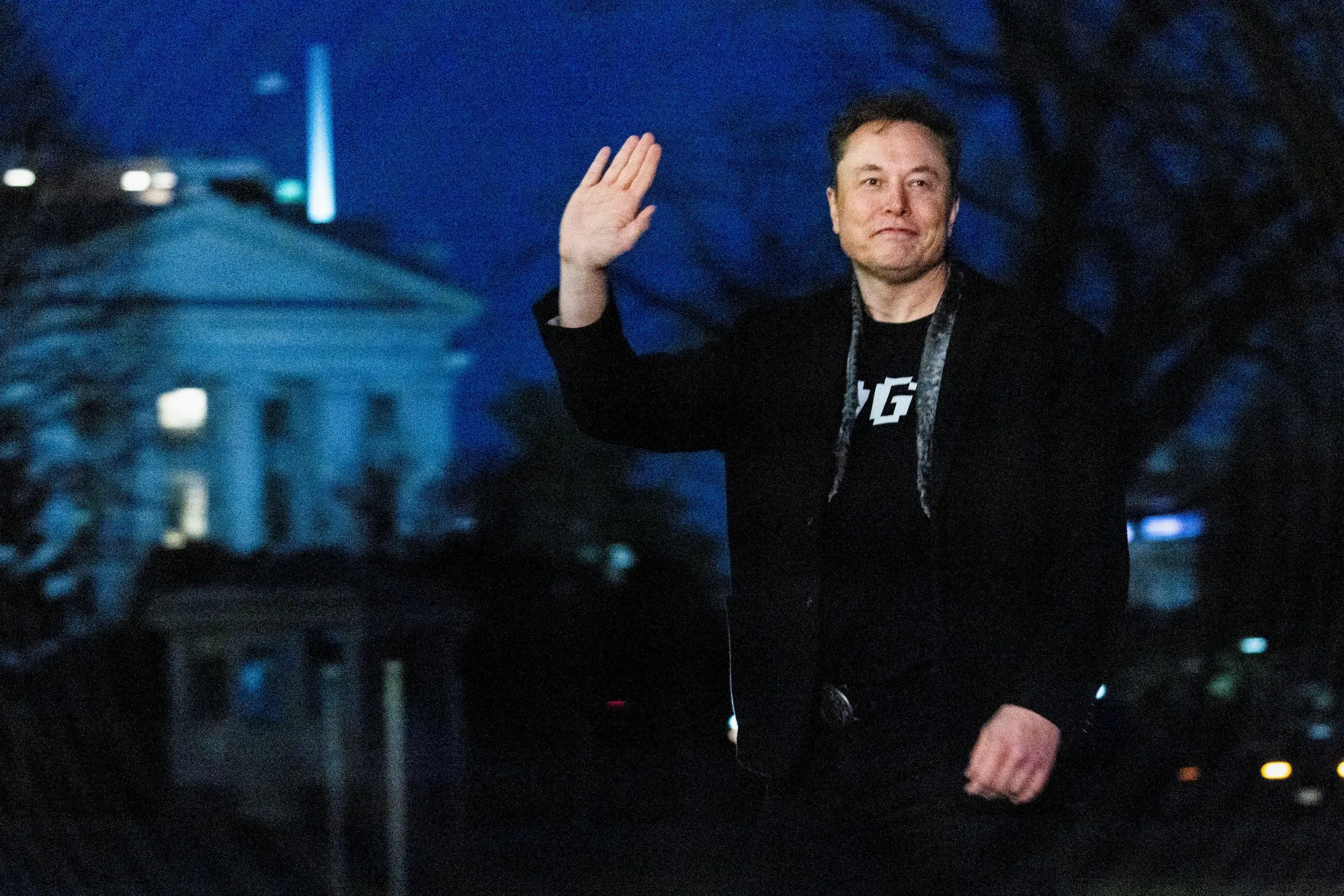 Investors Are Showing Love For Elon Musk's Private Companies - Bloomberg