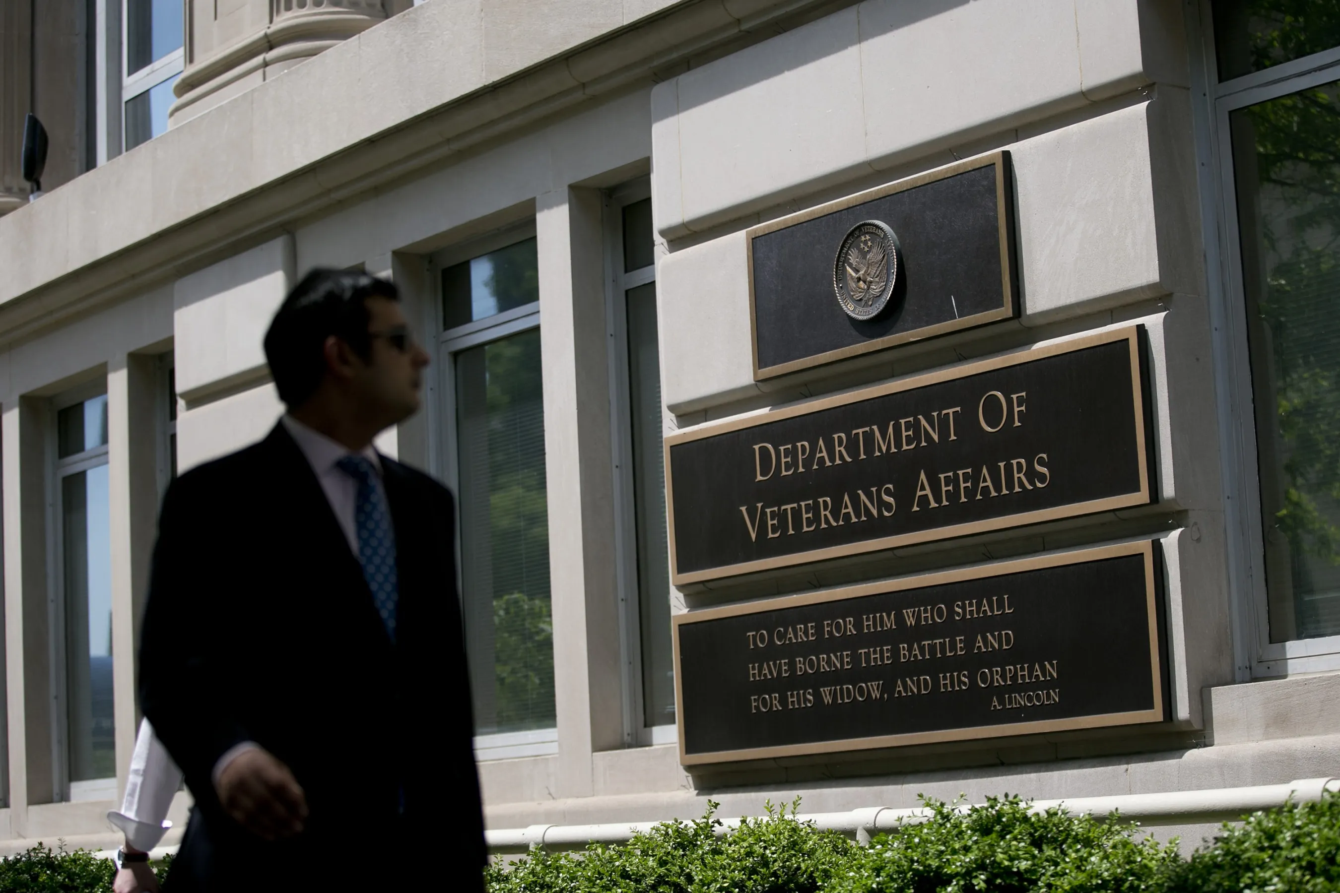 Agency Delays $765 Million in Spending for U.S. Veterans' Care