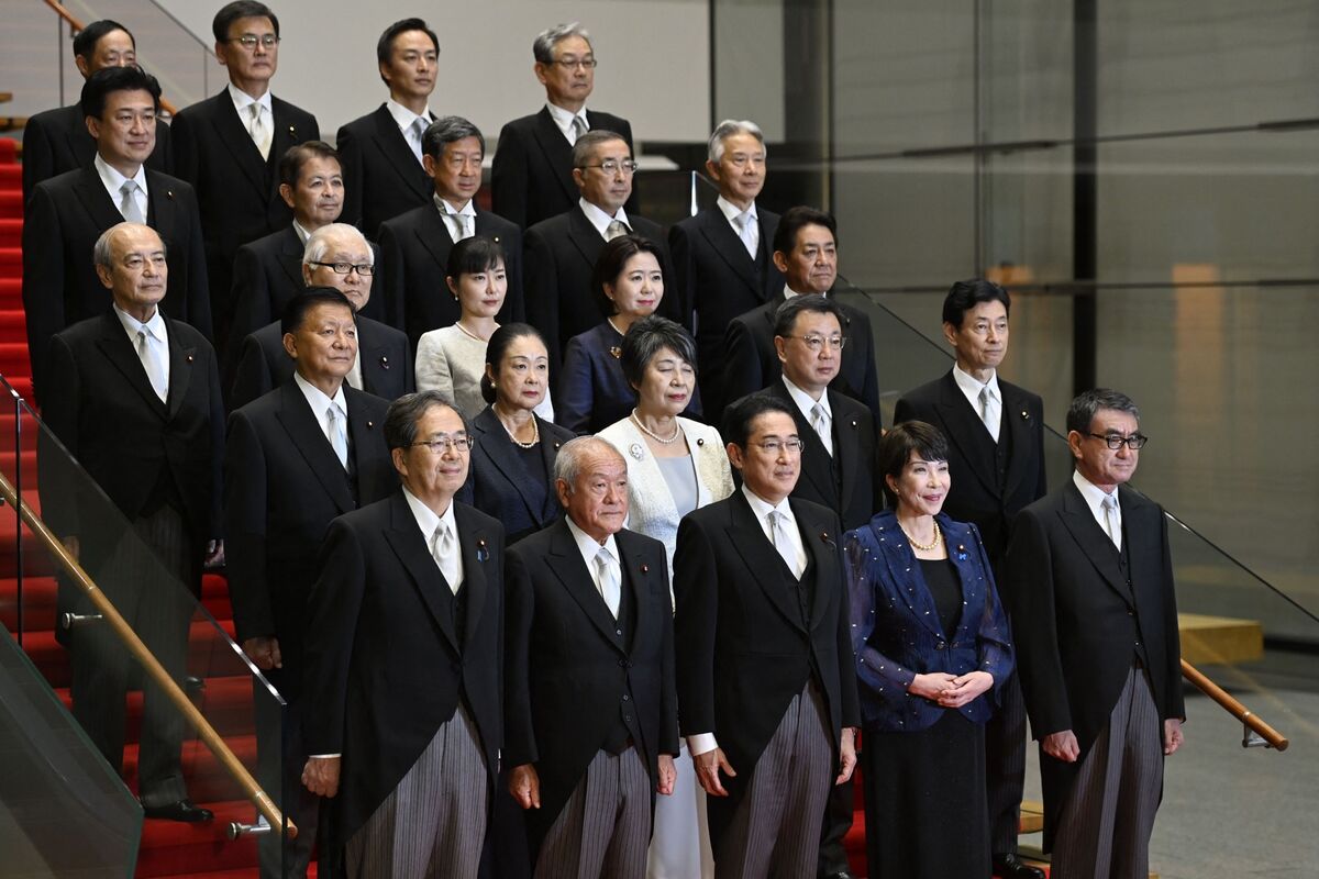 Japan's new cabinet reflects PM's focus on gender and defence