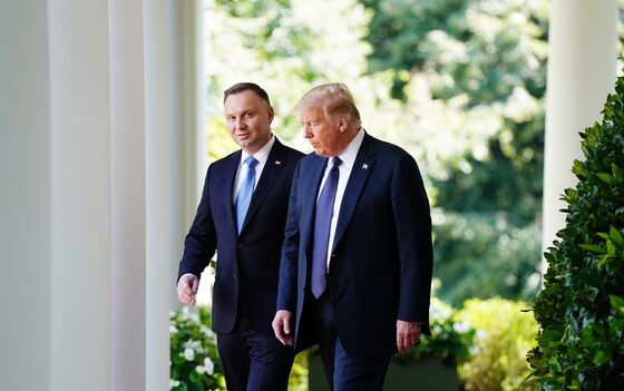 Made-for-TV Trump Summit Hits Polish Media in Election Fever