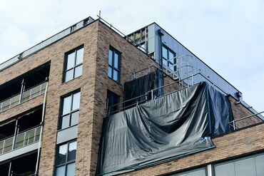 London Urgently Needs New Homes. Why Can’t It Build Them?