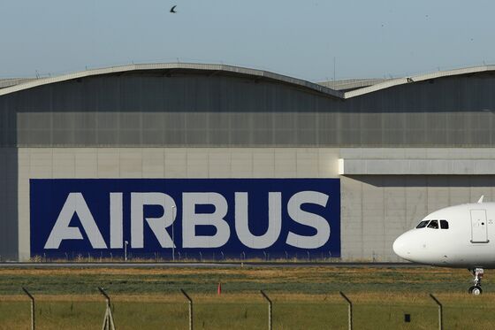 Airbus Drought Worsens With Third Month of Zero Jet Orders