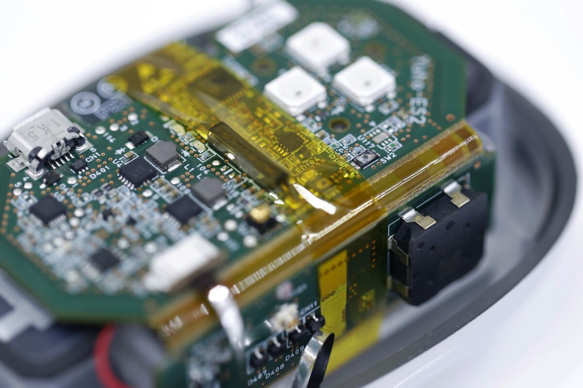 Murata’s Shares Jump After Giving Upbeat Forecast for AI Demand