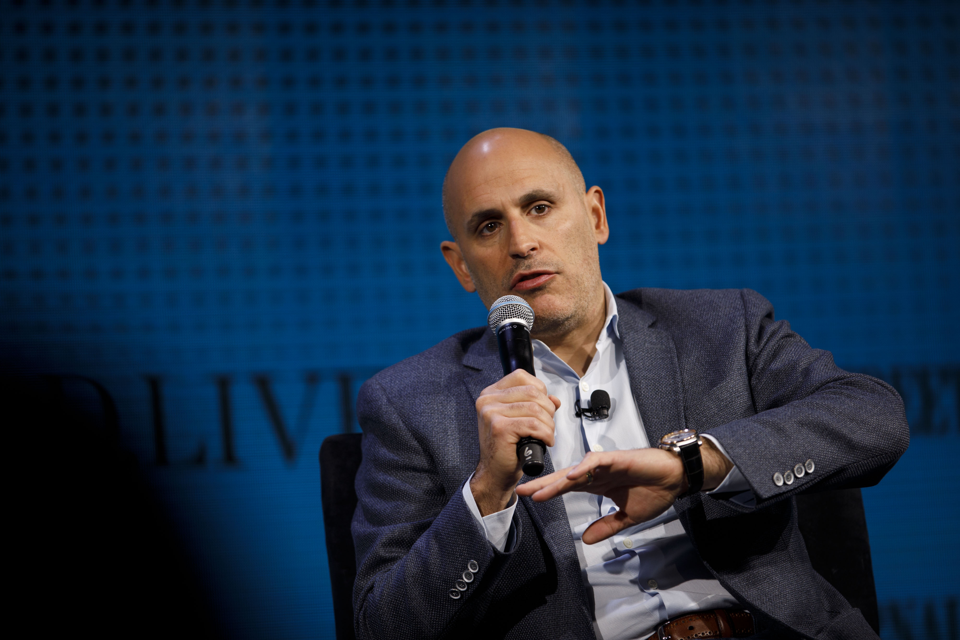 Walmart (WMT) Digital Chief Marc Lore to Step Down at End of Month