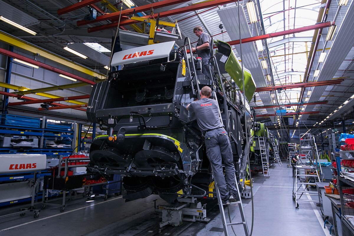 assets.bwbx.io image