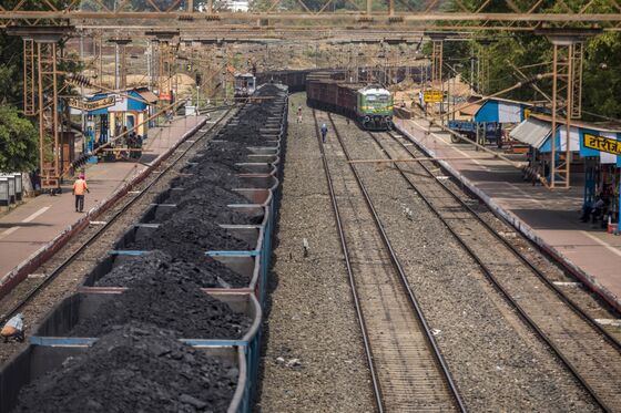 Coal Stockpiles Clog Up Indian Ports Amid Rail-Car Shortage