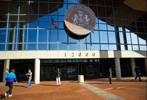 Virginia’s Contract-Fat Fairfax Digs In for Lean Years