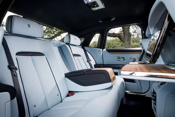 Rolls-Royce’s New Car Was So Quiet at First, It Nauseated Drivers